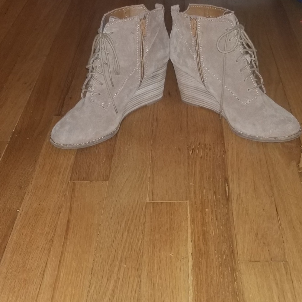 Lucky Brand Ankle Booties